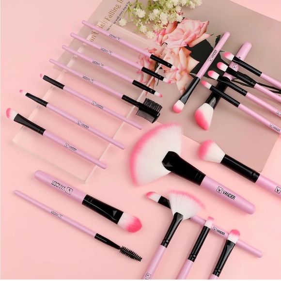 32 piece make up brushes - Picture 3 of 6